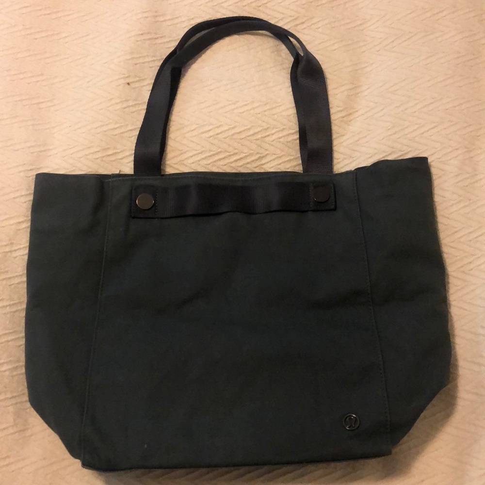 Lululemon all avenues tote 19L